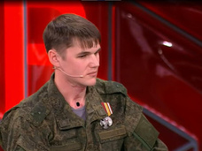 «Вижу маму, а думаю: галлюцинация»: Даниил Гончаров получил ранение в шею на СВО, после чего потерял голос