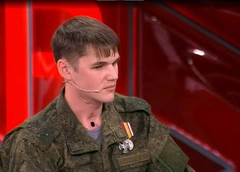 «Вижу маму, а думаю: галлюцинация»: Даниил Гончаров получил ранение в шею на СВО, после чего потерял голос