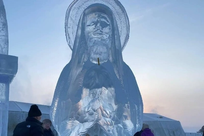 Теплая погода на Крещенскую купель в Якутске