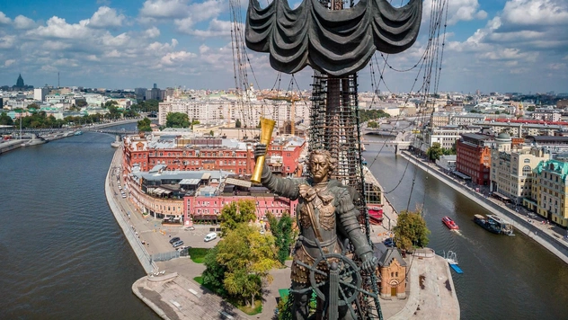 5 локаций в Москве, на которые лучше смотреть с воды
