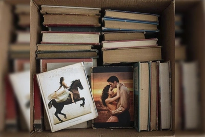 Саратовчанка избавилась от любовных романов через макулатуру