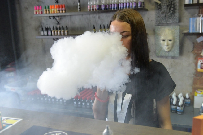 Вейп | Источник: Артём Устюжанин / E1.RU