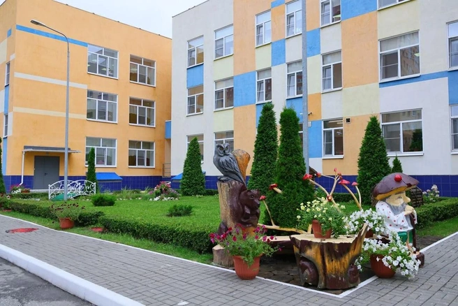 За летние месяцы в детсадах и школах привели в порядок учебные классы | Источник: Пресс-служба администрации города Рязани