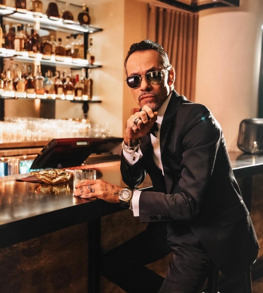 Марк Энтони впервые прокомментировал конфликт в семье Бекхэмов | Источник: Marc Anthony