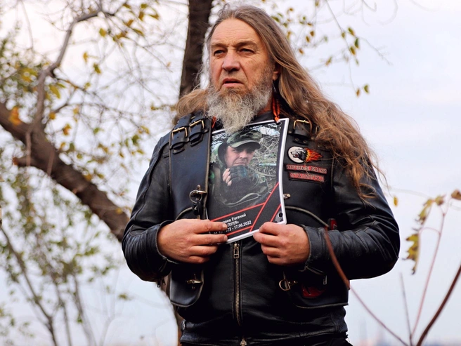 Память о павших сохранится в посаженных деревьях. | Источник: Константин Завриков / V1.RU