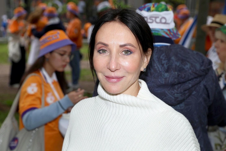 Алика Смехова