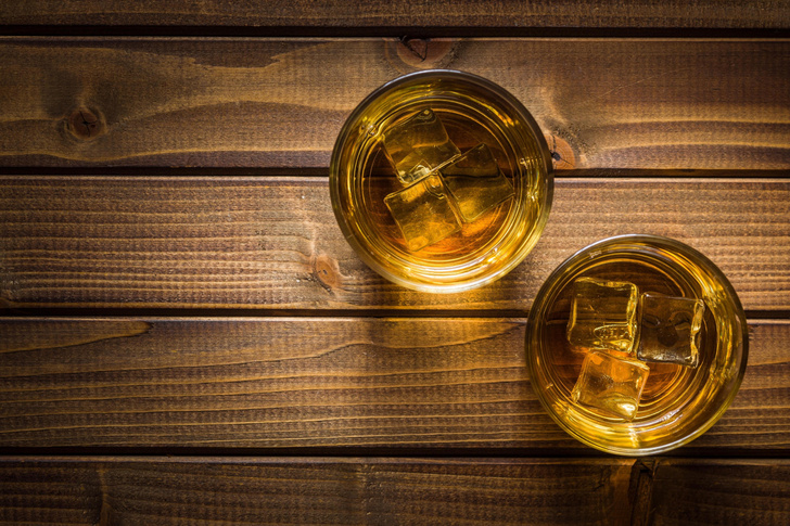 Чем отличается бурбон от виски?