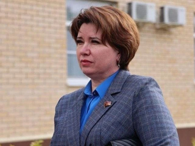 Депутат и ее однопартийцы обратились в прокуратуру | Источник: Наталья Оськина