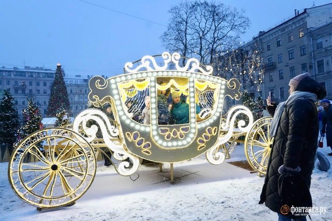 На площади, у моря, на острове. Где искать главные ярмарки Петербурга | Источник: Марина Мамонтова / «Фонтанка.ру»