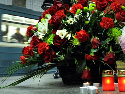 «Одежда порвана, у мужчины на плече чей-то кусок мяса прилип». 15 лет со взрывов на станциях «Лубянка» и «Парк культуры»
