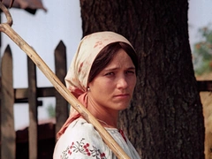 Детские дома, тяжелые роды и борьба с болезнью. Нина Русланова — женщина с русским характером