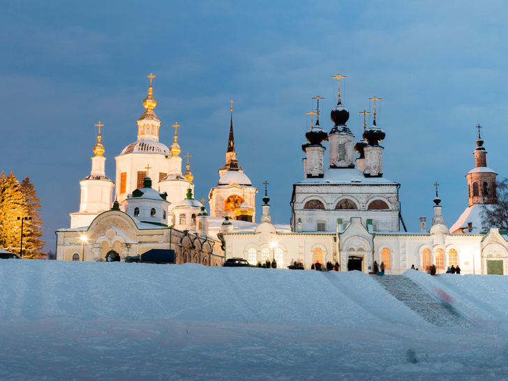Где встречать Новый год в России: 5 необычных мест (и сколько это стоит)