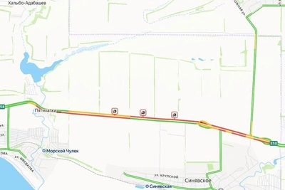 Бензовоз загорелся на трассе Ростов — Таганрог