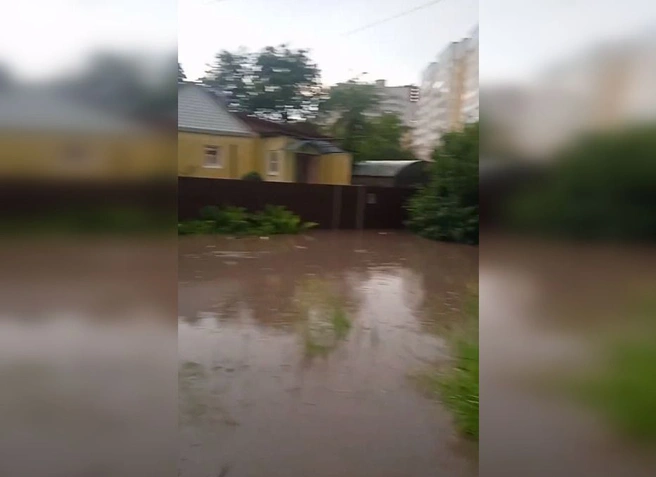 В Кальном затопило дома на Окской улице | ya62.ru