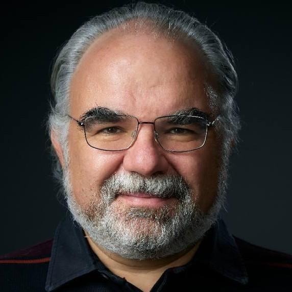 <p>Алексей Лукацкий</p>