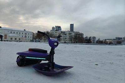 В Екатеринбурге запустили прокат электроснегокатов