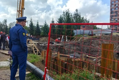 Прочистка труб и подготовка к восстановлению на коллекторе в Горском