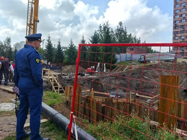 В Горском микрорайоне продолжаются работы по ликвидации последствий аварийной ситуации на коллекторе | Источник: Прокуратура Новосибирской области