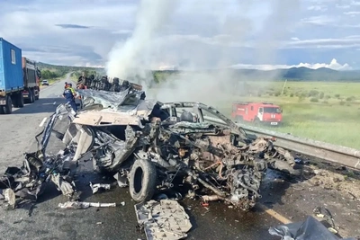 Два человека погибли в ДТП с грузовиком на трассе в Забайкалье