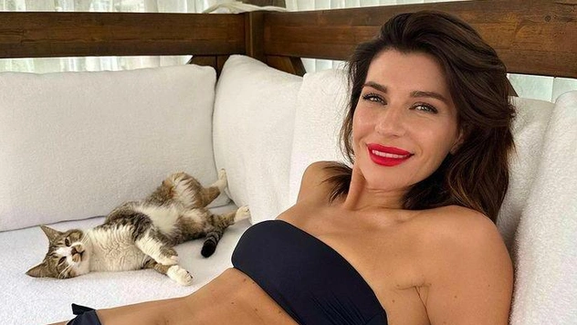 Cover-girl MAXIM Екатерина Волкова рассказала: «С мужем обсуждаем любую девушку, которая ему понравилась»