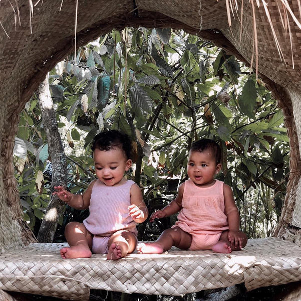 Отпуск мечты: сестры Кардашьян отдохнули на сказочном Бали