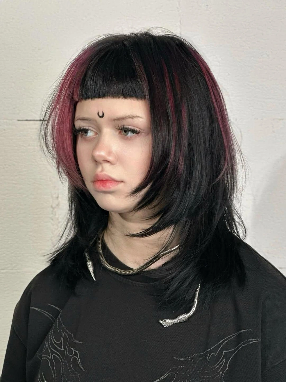 Ева часто экспериментирует с внешностью | Источник: evakaritskaya / Instagram.com (экстремистская организация, деятельность запрещена на территории РФ)