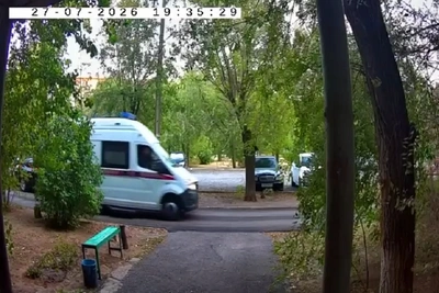Подросток на электросамокате протаранил коляску с годовалой девочкой