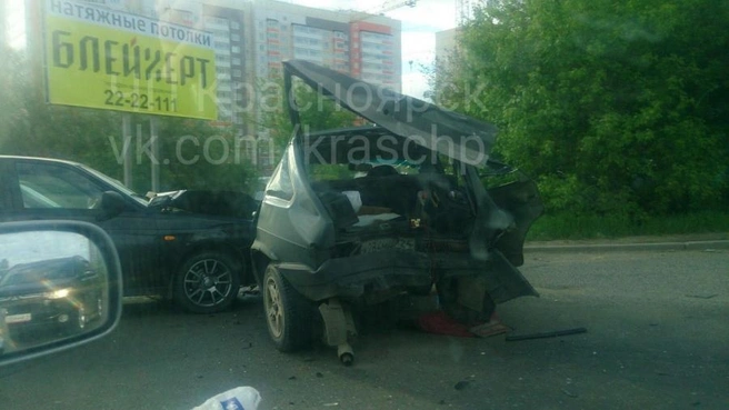 «Девятка» превратилась в кусок металла | ngs24.ru