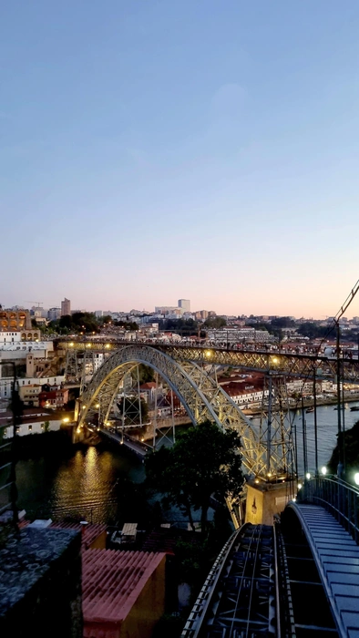 «Когда устаю, иду смотреть на корабли. Есть в этом что-то романтичное» | Источник: Ольга Черничкина