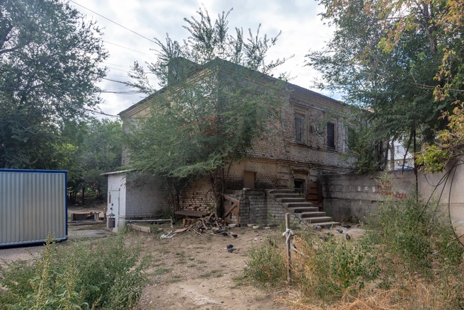 Первоначальная цена — 30 миллионов, потом ее снизили до 15 | Источник: Константин Завриков / V1.RU