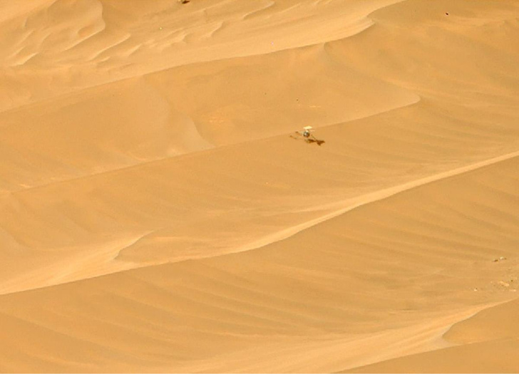 Марсоход NASA запечатлел поломанный вертолет Ingenuity