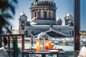 Источник: www.sostpetersburg.com