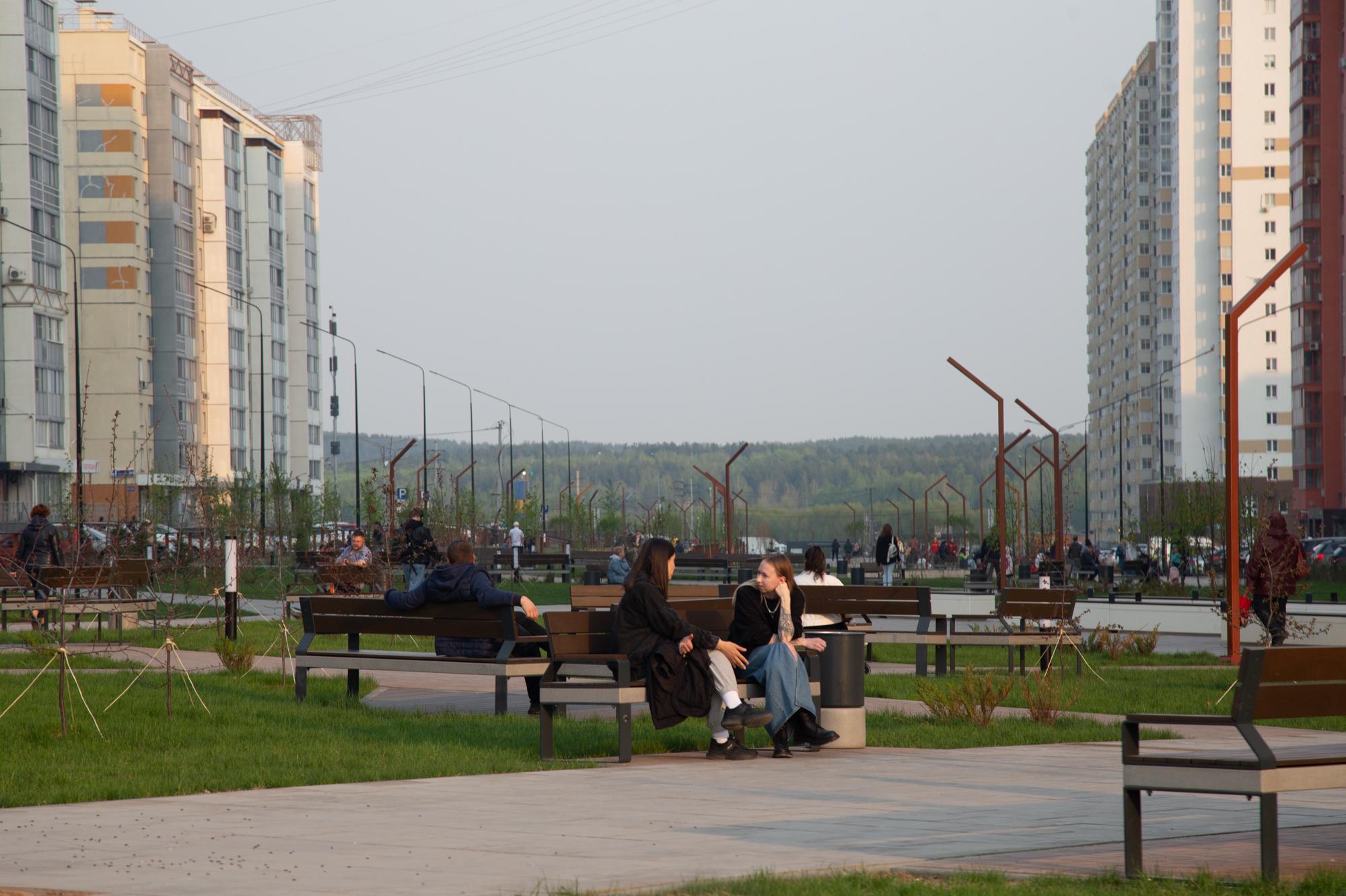 Недостатки сквера в «Академ Riverside» в Челябинске: архитектор рассказал,  каким был проект - 12 мая 2023 - 74.ру