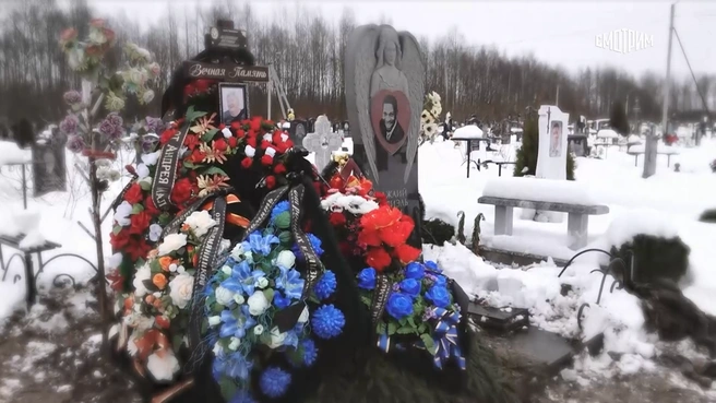 Наталью похоронили рядом с покойным супругом | Источник: кадр из шоу «Малахов» (16+), «Россия 1», 2025 год