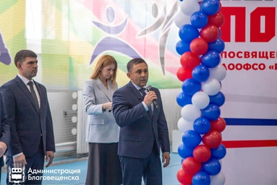 Олимпийский чемпион Яновский в Благовещенске на турнире по боксу