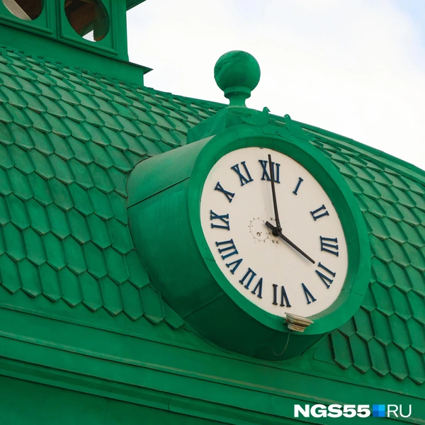 Часы появились на башне не сразу | Источник: Евгений Софийчук / NGS55.RU