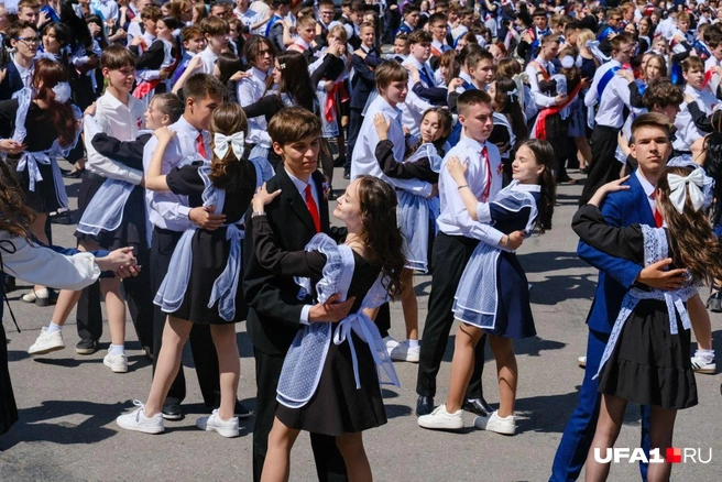 У школьников должна быть одежда трех типов | Источник: Булат Салихов / UFA1.RU
