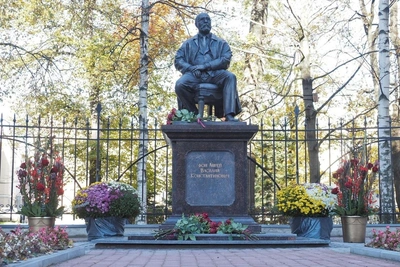 Памятник фон Анрепу открыли в Первом медицинском
