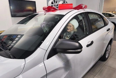 Зауральские пострадавшие на производстве получили новые Lada