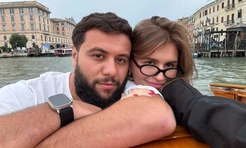 «Засунул палец в дырку в моем носке»: Анастасия Миронова рассказала о своем знакомстве с Наваи