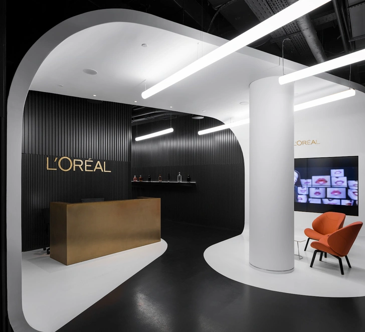 Офис L’Oréal по проекту IND Architects в Москве (фото 0)