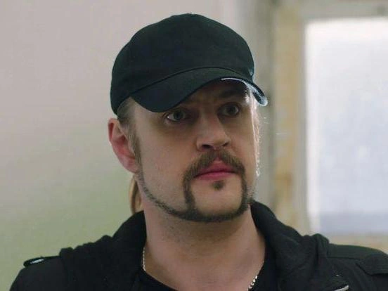 Павел Шуваев много лет занят в сериале «След» (18+) | Источник: «След» (18+), 2007, режиссеры: Игорь Ромащенко, Алексей Куличков, Сергей Борчуков, Юрий Харнас, Оксана Сидоренко, Всеволод Аравин, Армен Арутюнян, Александр Данильцев, Владимир Койфман, Евгений Андреев