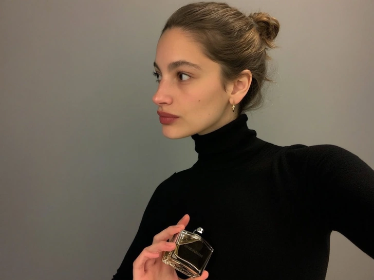 женские духи, ароматы женских духов, самые женские духи, какие женские духи, лучшие женские духи, женский парфюм, парфюмерия, плохие женские духи | Источник: theDay/higgsfield