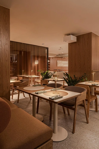 Источник: Look Up Cafe & shop