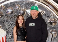 Жена шефа Ивлева, подавшая на развод: «Из-за стресса набрала 11 кг. Жирный-жирный, как поезд пассажирный!»