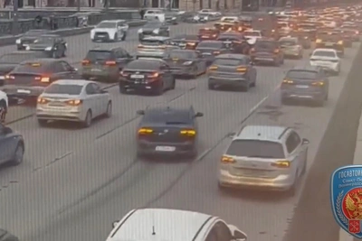 Водителя Volkswagen задержали за танцы в пробке