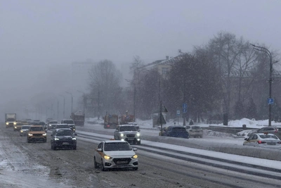 Московские дороги парализованы семибалльными пробками