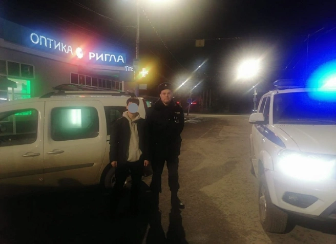 Рязанские полицейские поймали 19-летнего водителя без прав | ya62.ru