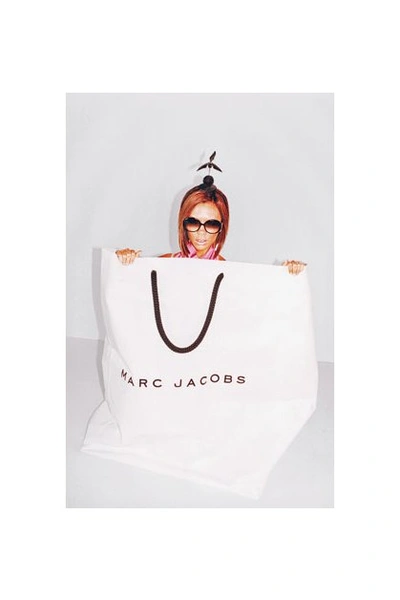 Виктория Бекхэм в рекламной кампании дизайнера | Источник: Getty Images