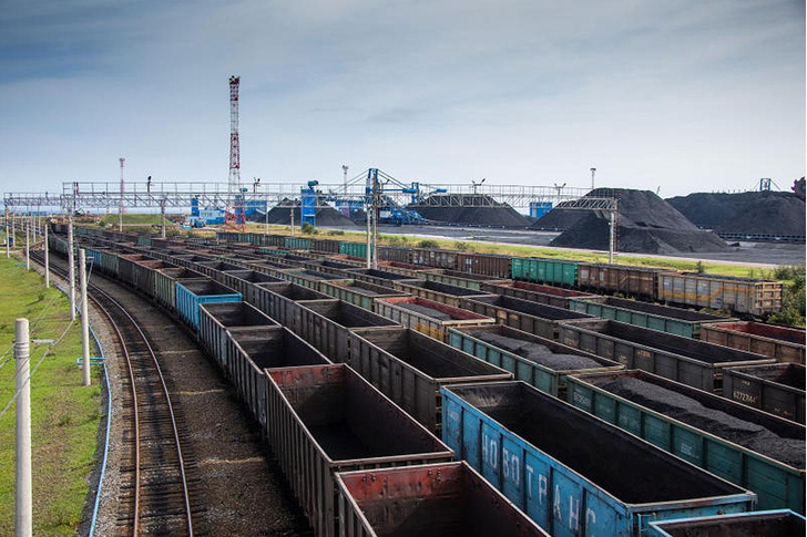 Погрузка экспортных грузов в порты на сети ОАО «РЖД» выросла на 2,4% в январе-сентябре